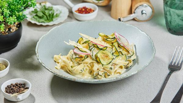 Paste cu zuchinni și trufe